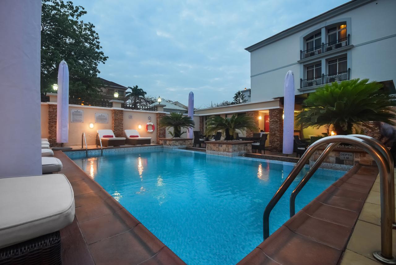 Bon Hotel Абуджа Екстериор снимка