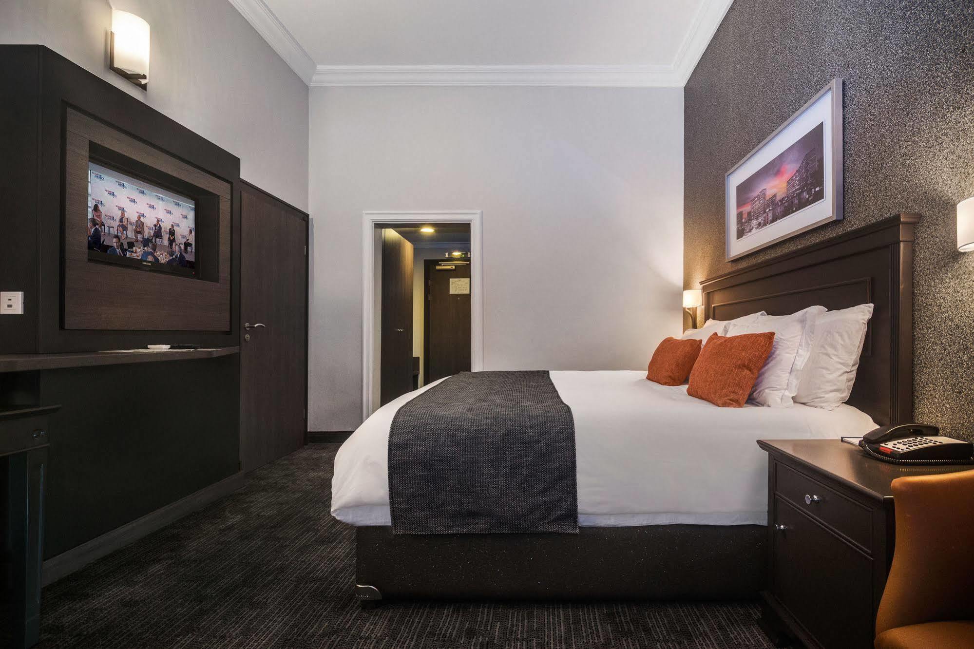 Bon Hotel Абуджа Екстериор снимка